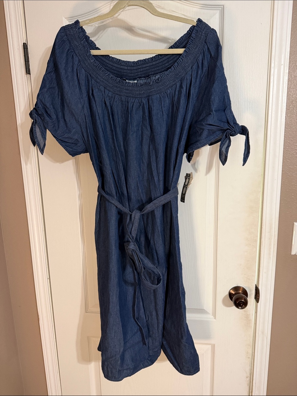 Women’s Off-Shoulder Belted Midi Dress in Navy Blue